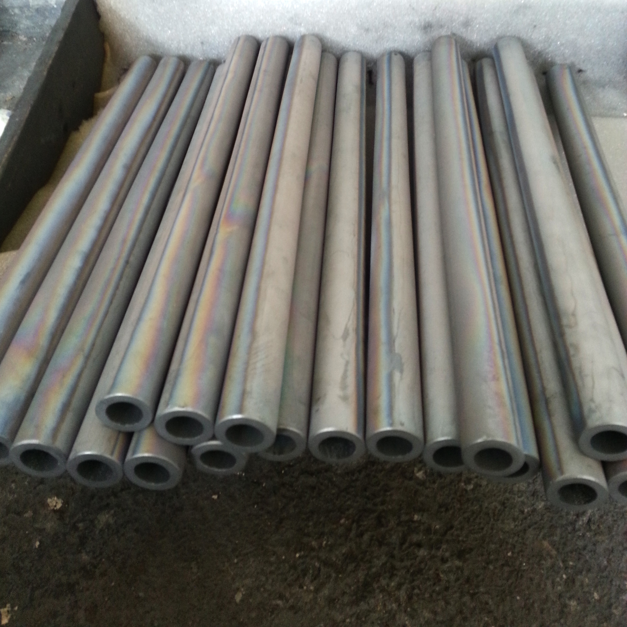 Molybdenum disilicide protection pipe (MoSi2)